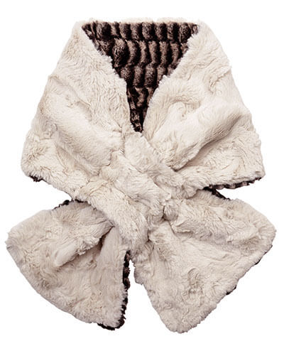 Women&#39;s Pull Through Scarf in 8mm Sepia with Cuddly Faux Fur in Sand - Shown in reverse