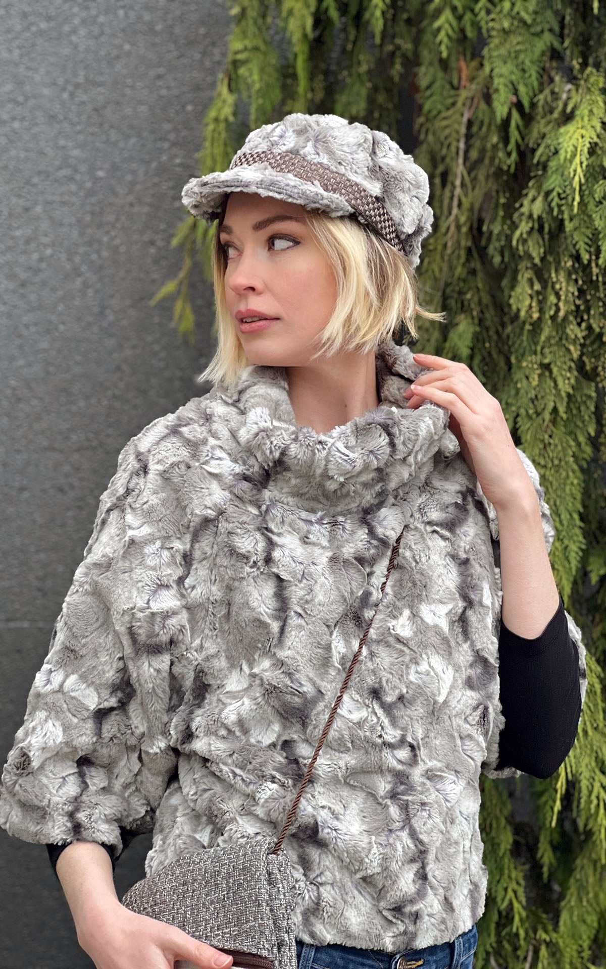 Made in the USA, faux fur Sweater Top