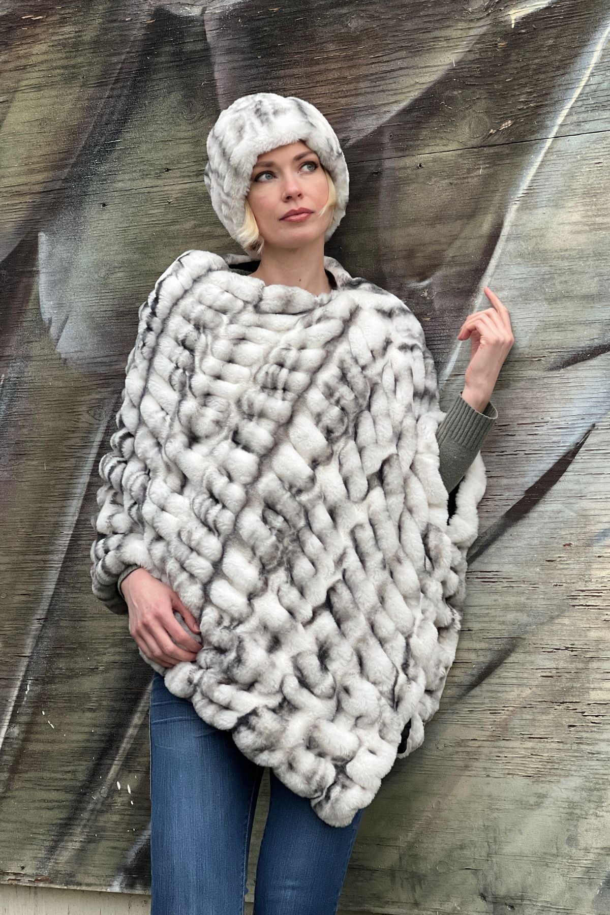 Model in Royal Opulence Poncho in Aspen