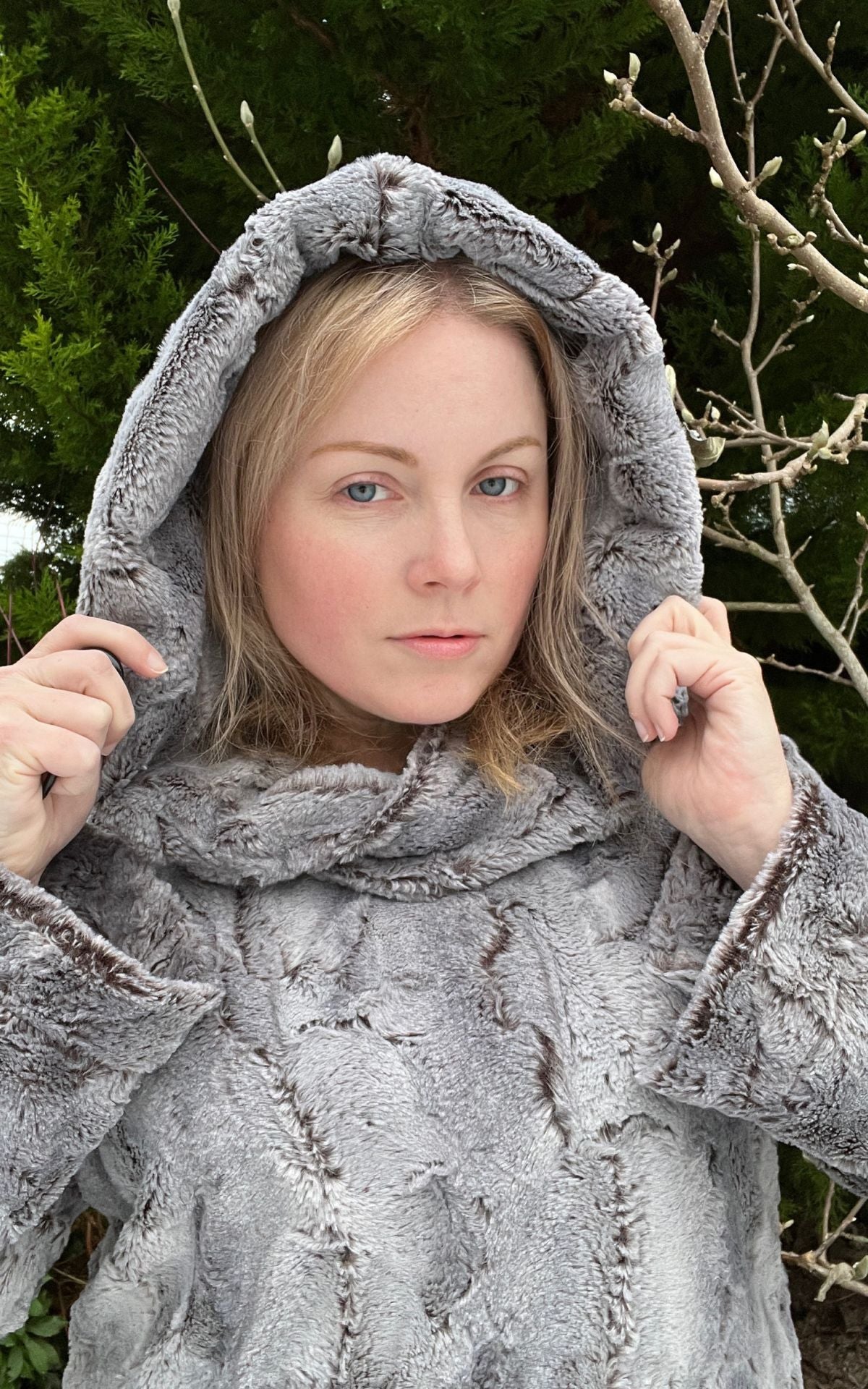 Hooded Lounger - Luxury Faux Fur in Winter River