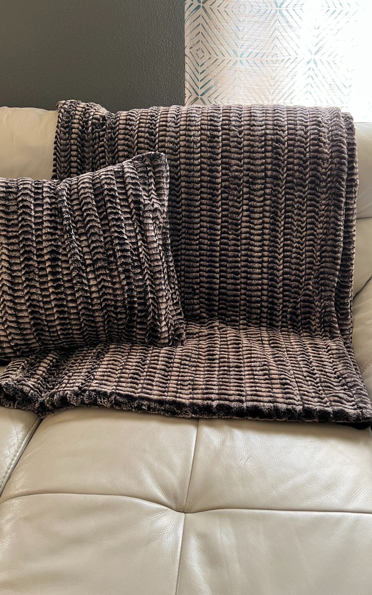 Throw Blanket – Outlaw Custom Made