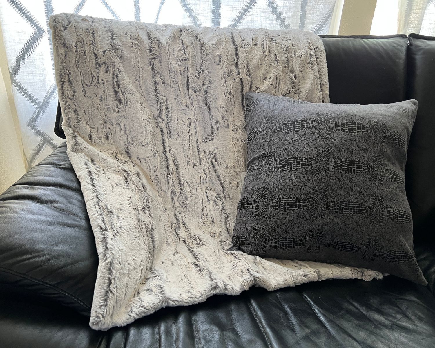 Khaki | Luxury Faux Fur Throws | Pandemonium Millinery