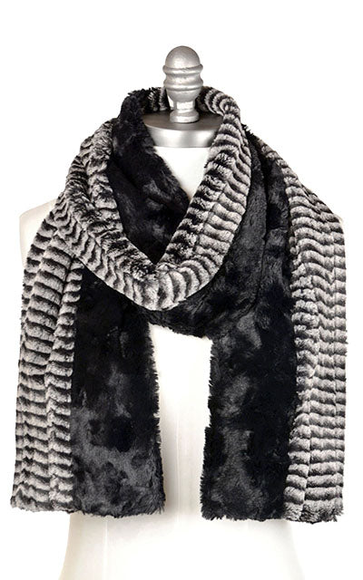 Dual Tone Scarf Cuddly Black And 8 Millimeter Luxury Faux Fur Handmade In Seattle