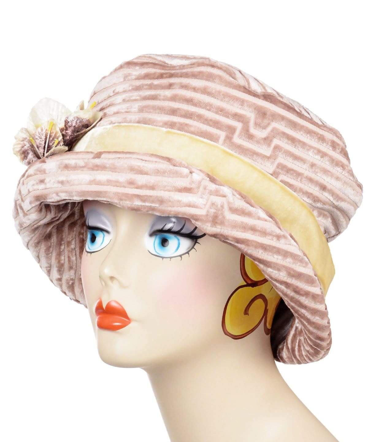 Molly Hat Style - Chenille in Cherry Blossom