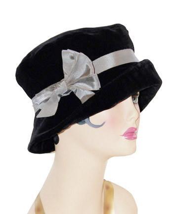 Molly Hat Style - Velvet in Black