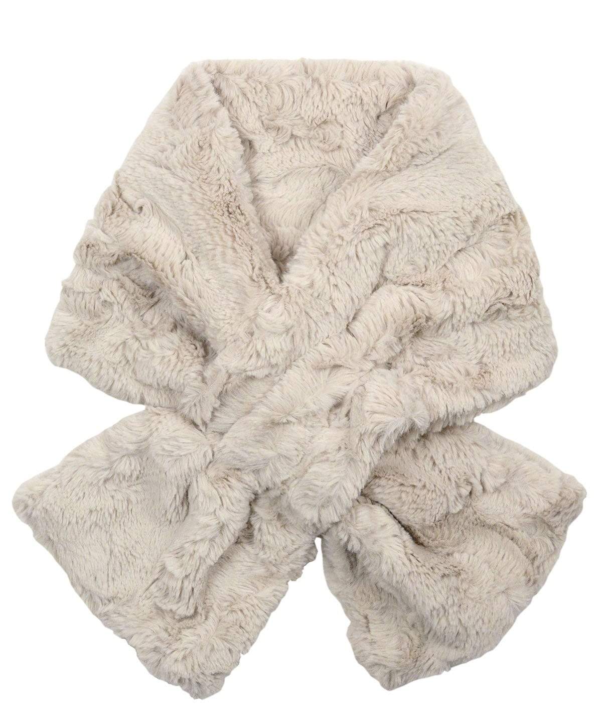 Pull Through Scarf Cuddly Faux Fur in Sand 