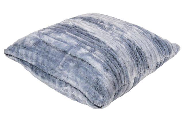 ZonLi Luxury Faux Fur USB Heated Pillow, Short Plush Gray / 15“×23”