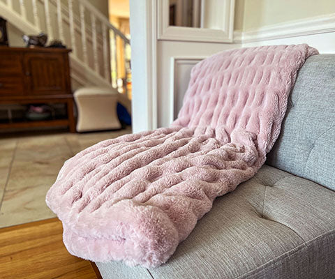 Luxury Faux Fur  Throw From Royal Opulence Collection In Rosé